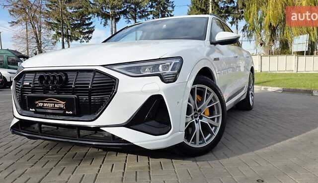 Белый Ауди E-Tron, объемом двигателя 0 л и пробегом 110 тыс. км за 37700 $, фото 1 на Automoto.ua