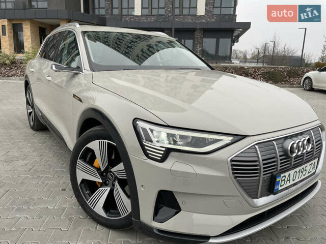 Бежевий Ауді E-Tron, об'ємом двигуна 0 л та пробігом 80 тис. км за 36000 $, фото 1 на Automoto.ua