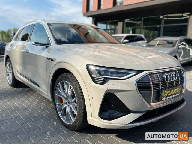Бежевый Ауди E-Tron, объемом двигателя 95 л и пробегом 30 тыс. км за 48500 $, фото 1 на Automoto.ua