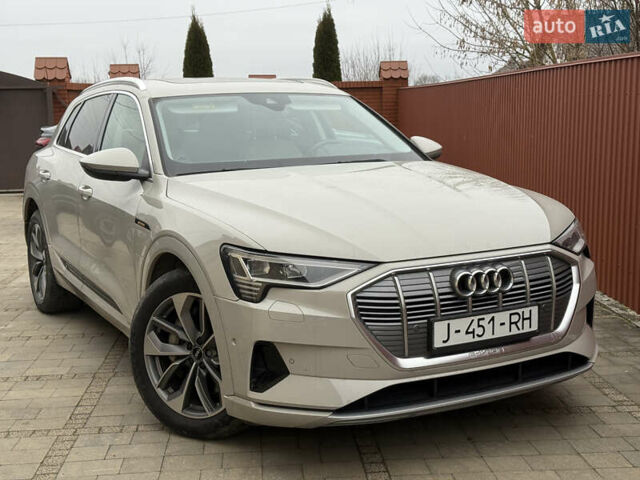 Бежевый Ауди E-Tron, объемом двигателя 0 л и пробегом 99 тыс. км за 32999 $, фото 1 на Automoto.ua