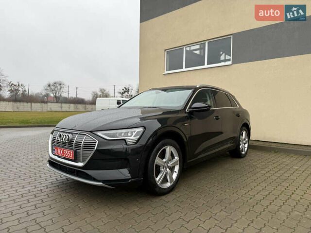 Чорний Ауді E-Tron, об'ємом двигуна 0 л та пробігом 142 тис. км за 23500 $, фото 1 на Automoto.ua