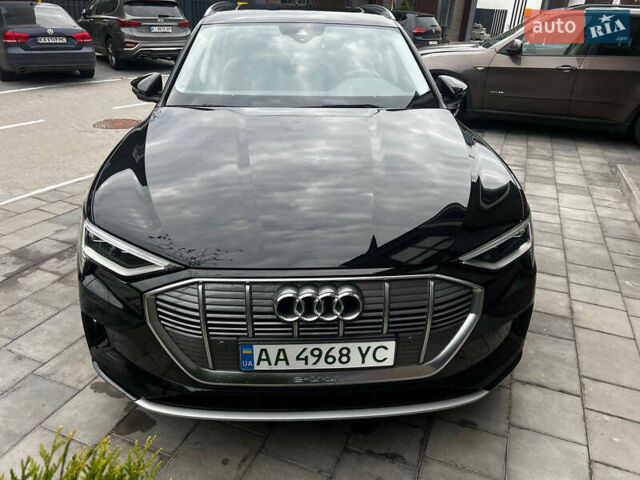 Чорний Ауді E-Tron, об'ємом двигуна 0 л та пробігом 133 тис. км за 27500 $, фото 1 на Automoto.ua