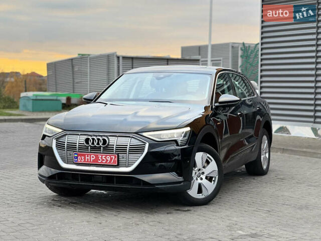 Ауді E-Tron 2019 у Рівному на Automoto.ua Чорний Ауді E-Tron, об'ємом двигуна 0 л та пробігом 220 тис. км за 23500 $, фото 1 на Automoto.ua