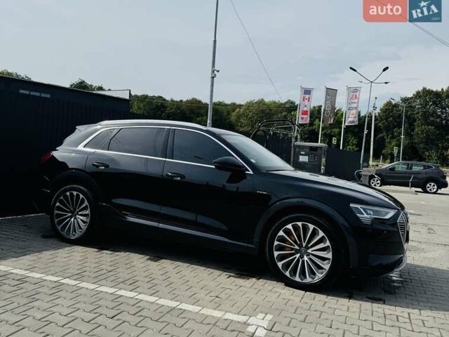 Черный Ауди E-Tron, объемом двигателя 0 л и пробегом 40 тыс. км за 37900 $, фото 1 на Automoto.ua