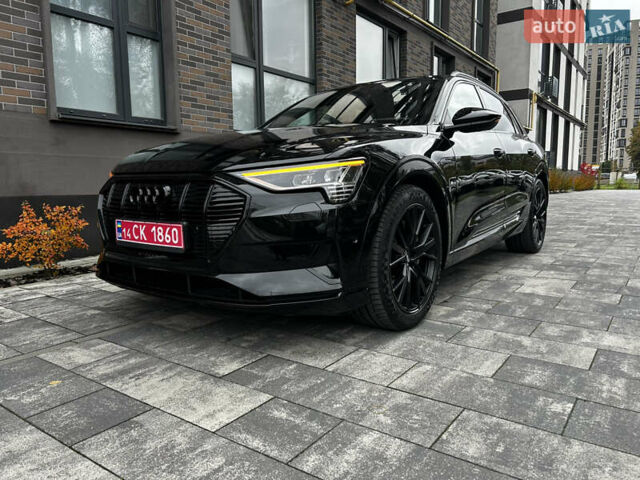 Черный Ауди E-Tron, объемом двигателя 0 л и пробегом 101 тыс. км за 29350 $, фото 1 на Automoto.ua