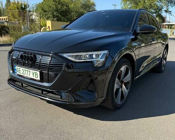 Чорний Ауді E-Tron, об'ємом двигуна 0 л та пробігом 38 тис. км за 39800 $, фото 1 на Automoto.ua