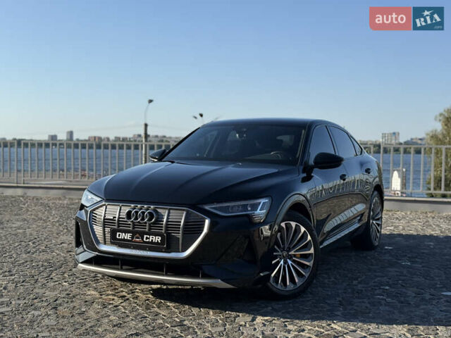 Черный Ауди E-Tron, объемом двигателя 0 л и пробегом 95 тыс. км за 35500 $, фото 1 на Automoto.ua