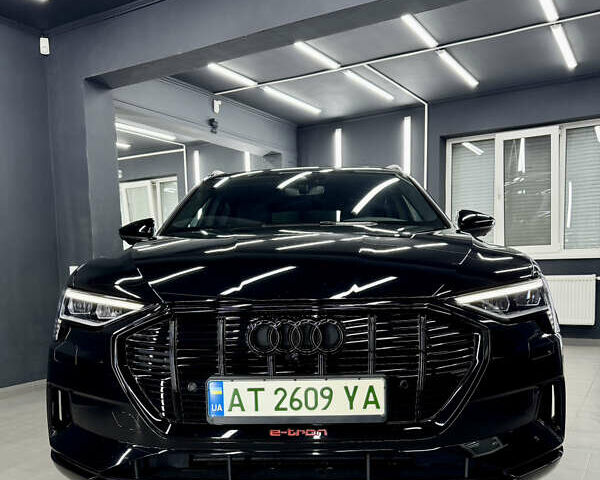 Черный Ауди E-Tron, объемом двигателя 0 л и пробегом 38 тыс. км за 39999 $, фото 1 на Automoto.ua