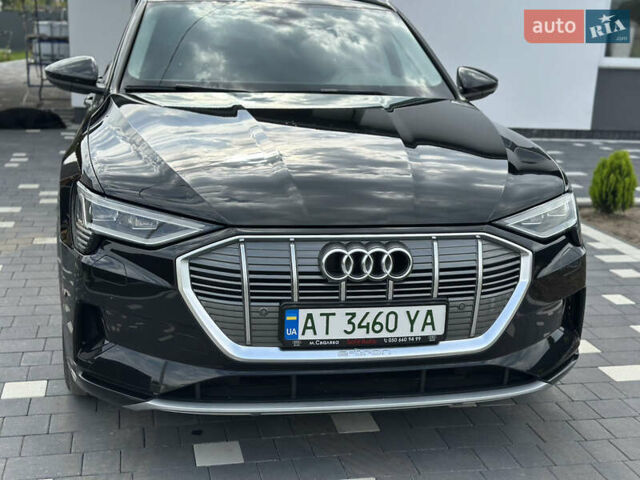Чорний Ауді E-Tron, об'ємом двигуна 0 л та пробігом 130 тис. км за 27900 $, фото 1 на Automoto.ua