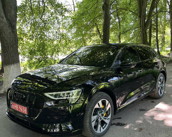 Черный Ауди E-Tron, объемом двигателя 0 л и пробегом 199 тыс. км за 27999 $, фото 1 на Automoto.ua