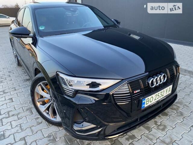 Чорний Ауді E-Tron, об'ємом двигуна 0 л та пробігом 53 тис. км за 49888 $, фото 1 на Automoto.ua