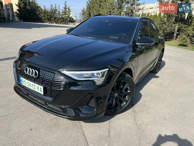 Черный Ауди E-Tron, объемом двигателя 0 л и пробегом 52 тыс. км за 39999 $, фото 1 на Automoto.ua
