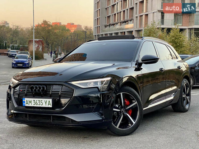 Черный Ауди E-Tron, объемом двигателя 0 л и пробегом 65 тыс. км за 29900 $, фото 1 на Automoto.ua