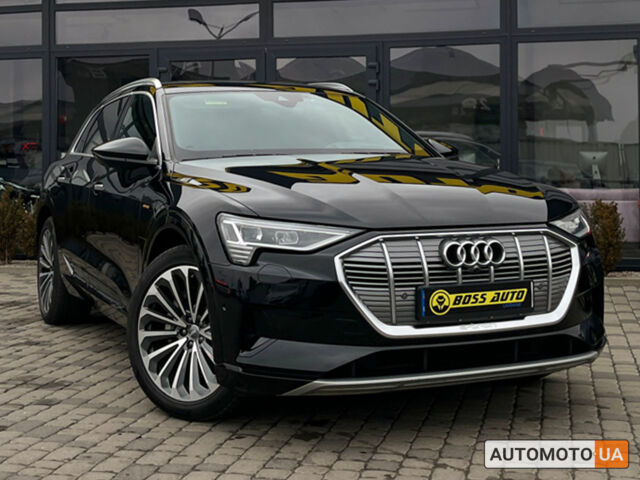 Черный Ауди E-Tron, объемом двигателя 55 л и пробегом 65 тыс. км за 37000 $, фото 1 на Automoto.ua