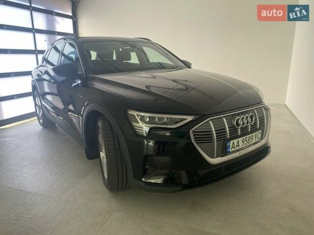 Черный Ауди E-Tron, объемом двигателя 0 л и пробегом 40 тыс. км за 29800 $, фото 1 на Automoto.ua