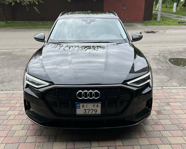 Ауди E-Tron 2020 в Броварах на Automoto.ua Черный Ауди E-Tron, объемом двигателя 0 л и пробегом 78 тыс. км за 32000 $, фото 1 на Automoto.ua