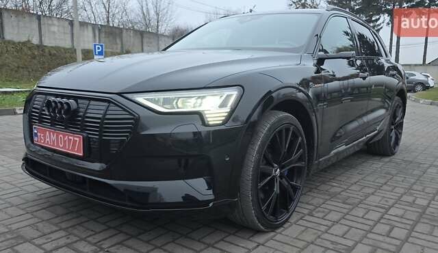 Чорний Ауді E-Tron, об'ємом двигуна 0 л та пробігом 120 тис. км за 33500 $, фото 1 на Automoto.ua