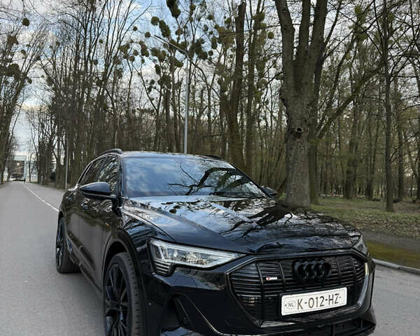 Чорний Ауді E-Tron, об'ємом двигуна 0 л та пробігом 178 тис. км за 31000 $, фото 1 на Automoto.ua