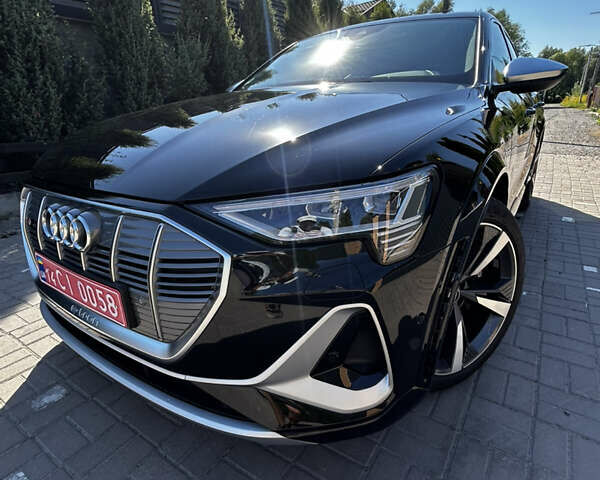 Черный Ауди E-Tron, объемом двигателя 0 л и пробегом 95 тыс. км за 39900 $, фото 1 на Automoto.ua