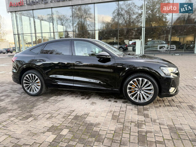 Черный Ауди E-Tron, объемом двигателя 0 л и пробегом 71 тыс. км за 38470 $, фото 1 на Automoto.ua