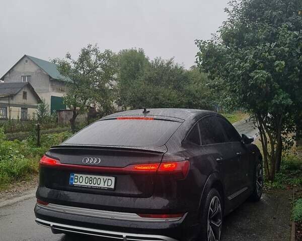 Чорний Ауді E-Tron, об'ємом двигуна 0 л та пробігом 80 тис. км за 40950 $, фото 1 на Automoto.ua