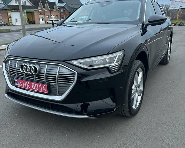 Черный Ауди E-Tron, объемом двигателя 0 л и пробегом 118 тыс. км за 28900 $, фото 1 на Automoto.ua
