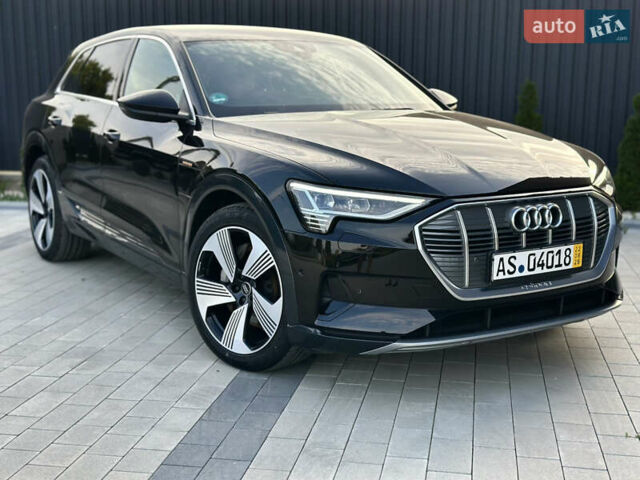 Черный Ауди E-Tron, объемом двигателя 0 л и пробегом 40 тыс. км за 26900 $, фото 1 на Automoto.ua