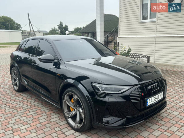 Черный Ауди E-Tron, объемом двигателя 0 л и пробегом 51 тыс. км за 47500 $, фото 1 на Automoto.ua