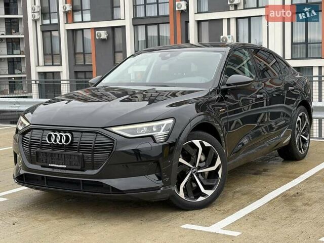 Чорний Ауді E-Tron, об'ємом двигуна 0 л та пробігом 99 тис. км за 29000 $, фото 1 на Automoto.ua
