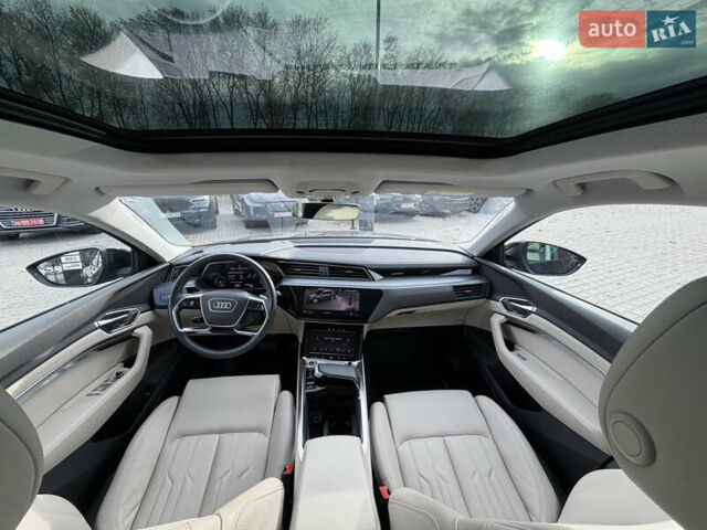 Черный Ауди E-Tron, объемом двигателя 0 л и пробегом 56 тыс. км за 40890 $, фото 1 на Automoto.ua