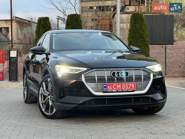 Чорний Ауді E-Tron, об'ємом двигуна 0 л та пробігом 112 тис. км за 33900 $, фото 1 на Automoto.ua