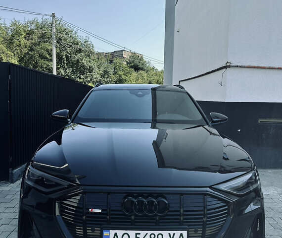 Чорний Ауді E-Tron, об'ємом двигуна 0 л та пробігом 78 тис. км за 42000 $, фото 1 на Automoto.ua