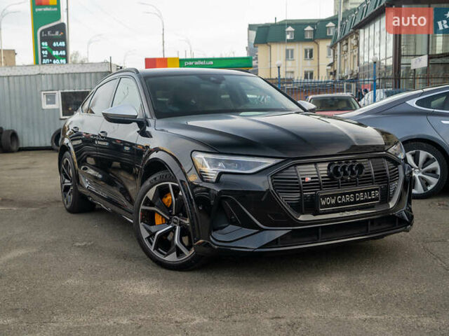 Чорний Ауді E-Tron, об'ємом двигуна 0 л та пробігом 54 тис. км за 45900 $, фото 1 на Automoto.ua