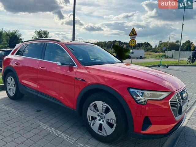 Красный Ауди E-Tron, объемом двигателя 0 л и пробегом 56 тыс. км за 38500 $, фото 1 на Automoto.ua