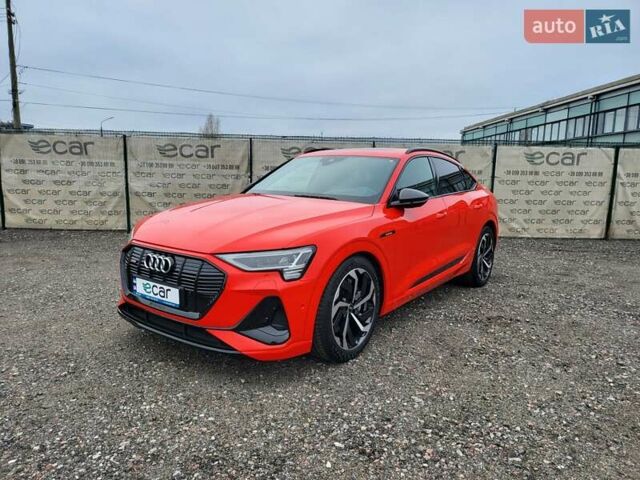 Червоний Ауді E-Tron, об'ємом двигуна 0 л та пробігом 51 тис. км за 46888 $, фото 1 на Automoto.ua