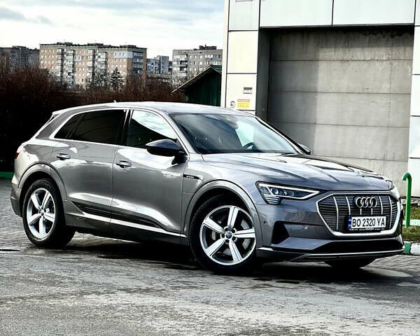 Ауди E-Tron, объемом двигателя 0 л и пробегом 67 тыс. км за 34999 $, фото 1 на Automoto.ua