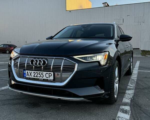 Ауди E-Tron, объемом двигателя 0 л и пробегом 42 тыс. км за 38999 $, фото 1 на Automoto.ua