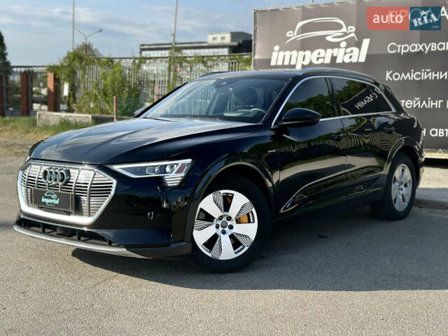 Ауди E-Tron, объемом двигателя 0 л и пробегом 115 тыс. км за 33000 $, фото 1 на Automoto.ua