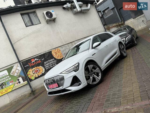 Ауди E-Tron, объемом двигателя 0 л и пробегом 26 тыс. км за 38900 $, фото 1 на Automoto.ua