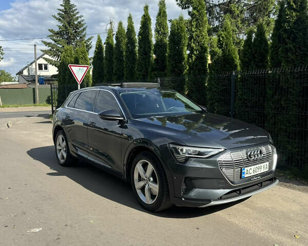 Ауди E-Tron, объемом двигателя 0 л и пробегом 144 тыс. км за 25000 $, фото 1 на Automoto.ua