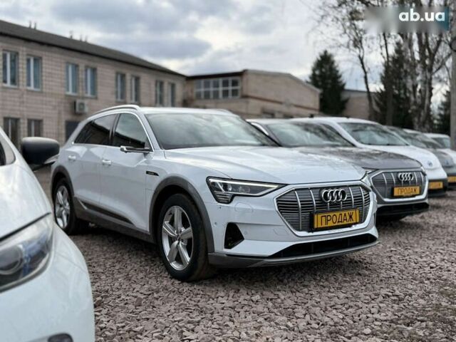 Ауди E-Tron, объемом двигателя 0 л и пробегом 109 тыс. км за 29444 $, фото 1 на Automoto.ua