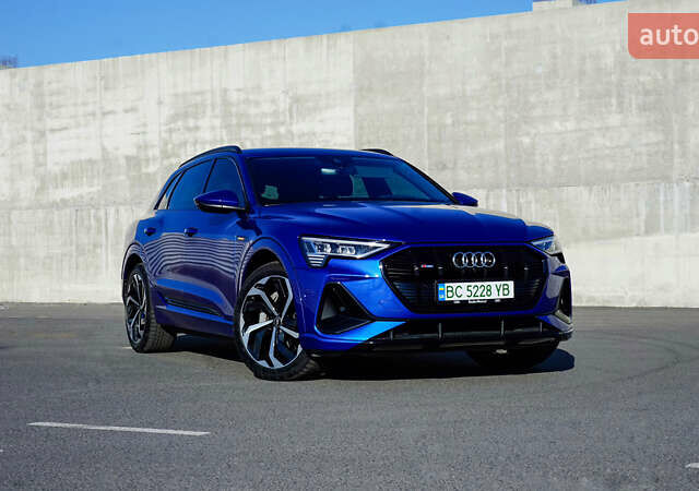 Ауди E-Tron, объемом двигателя 0 л и пробегом 60 тыс. км за 41500 $, фото 1 на Automoto.ua