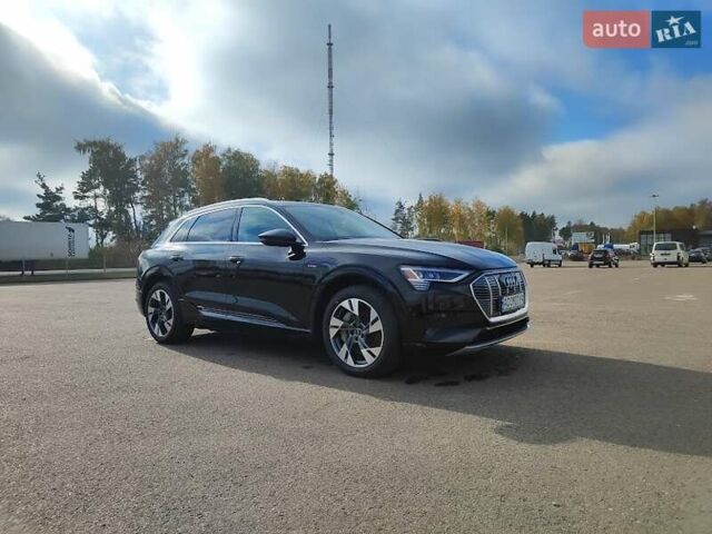 Ауди E-Tron, объемом двигателя 0 л и пробегом 56 тыс. км за 32000 $, фото 1 на Automoto.ua