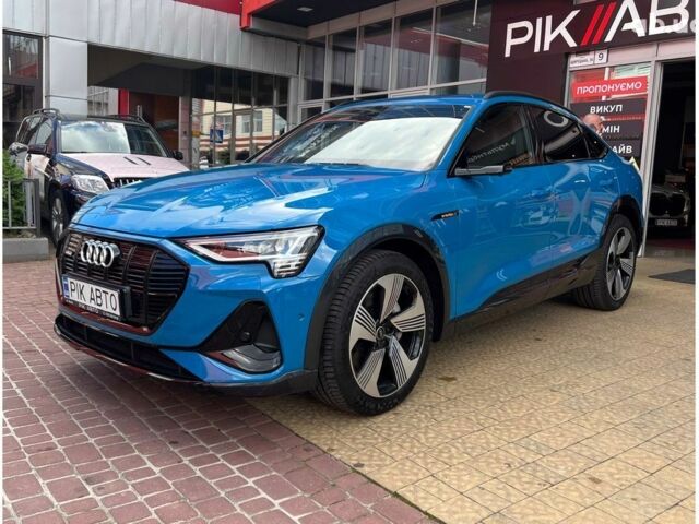 Ауди E-Tron, объемом двигателя 0 л и пробегом 2 тыс. км за 56000 $, фото 1 на Automoto.ua