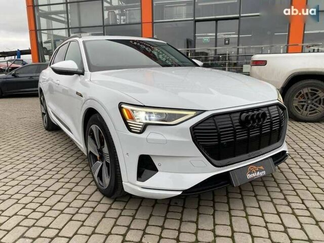 Ауди E-Tron, объемом двигателя 0 л и пробегом 82 тыс. км за 32900 $, фото 1 на Automoto.ua