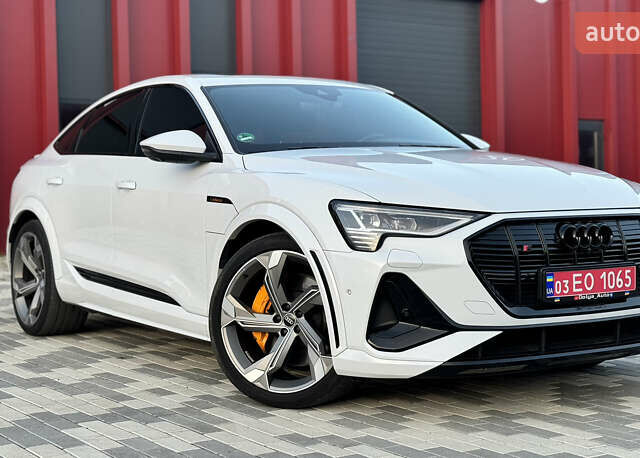 Ауді E-Tron, об'ємом двигуна 0 л та пробігом 39 тис. км за 47800 $, фото 1 на Automoto.ua