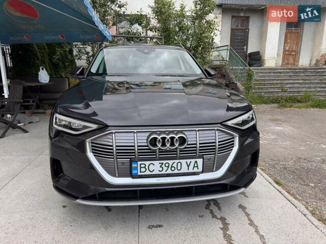 Серый Ауди E-Tron, объемом двигателя 0 л и пробегом 85 тыс. км за 26690 $, фото 1 на Automoto.ua