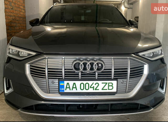 Сірий Ауді E-Tron, об'ємом двигуна 0 л та пробігом 55 тис. км за 39000 $, фото 1 на Automoto.ua