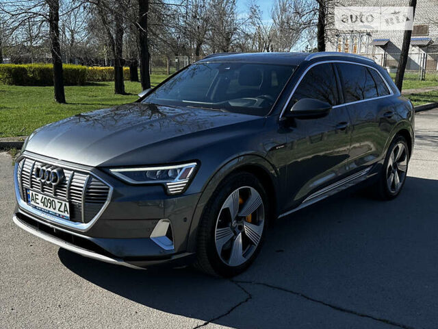 Сірий Ауді E-Tron, об'ємом двигуна 0 л та пробігом 43 тис. км за 43500 $, фото 1 на Automoto.ua