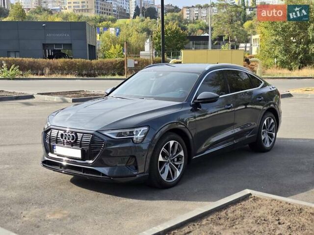 Серый Ауди E-Tron, объемом двигателя 0 л и пробегом 77 тыс. км за 35000 $, фото 1 на Automoto.ua